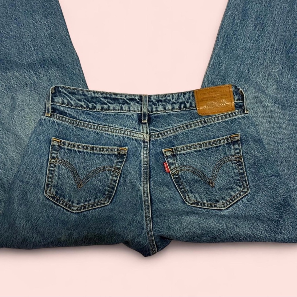 Levi’s Low Loose Jeans - Picture 3 of 6